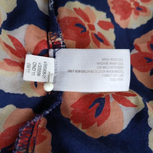 Old Navy Floral Tank Top L hidden buttons blue pink peach classic coconut girl - Picture 11 of 13